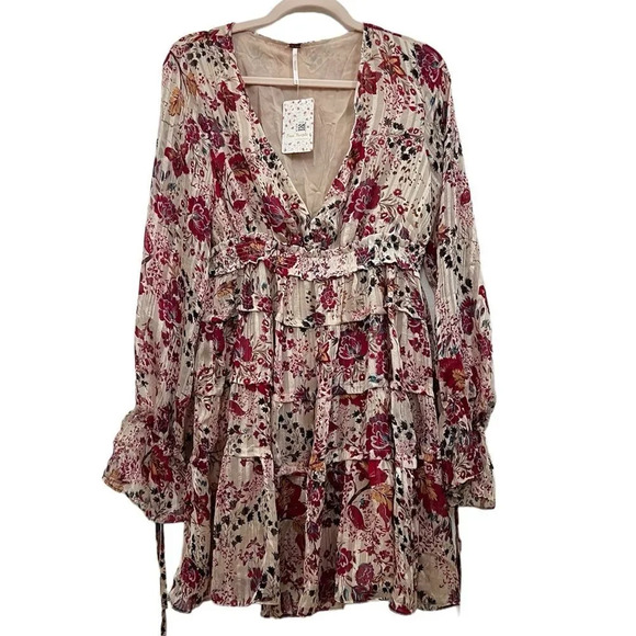 Free People Pink Closer to the Heart Tiered Floral Mini Dress in Cream Combo Med - Picture 2 of 6
